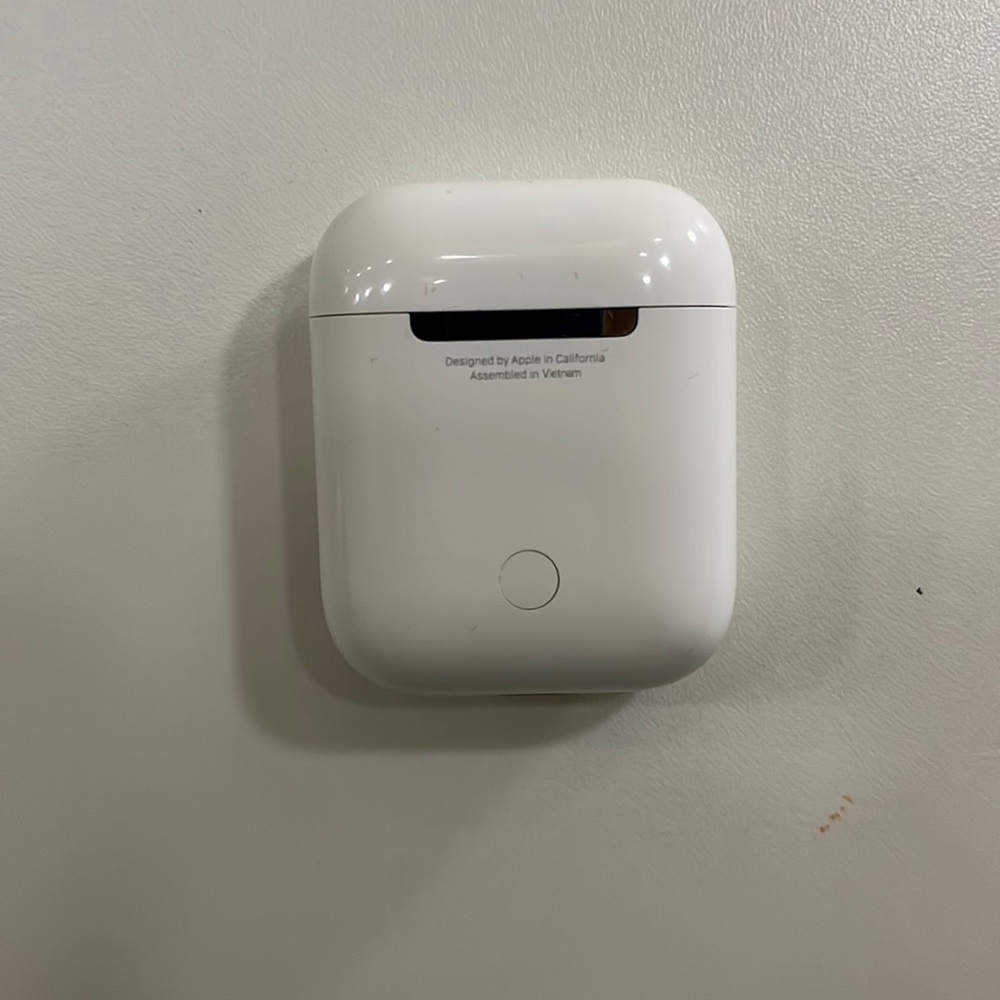 Apple AirPods 1st Generation